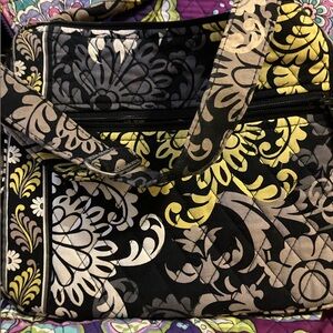 Vera. Easley crossbody bag